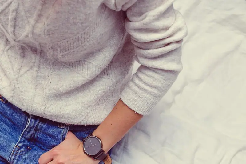 Pull en laine porté avec un jean